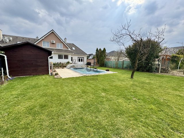 Eladó családi ház, Győrött 185 M Ft, 5 szobás