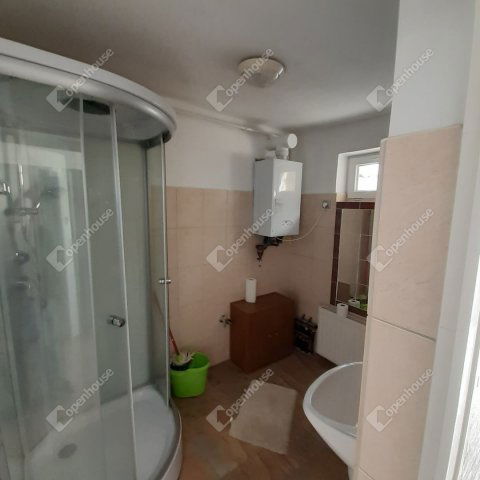 Eladó ipari ingatlan, Debrecenben 130 M Ft / költözzbe.hu