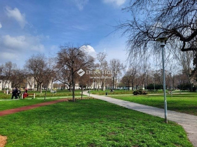 Eladó téglalakás, Budapesten, VII. kerületben 73 M Ft, 3 szobás