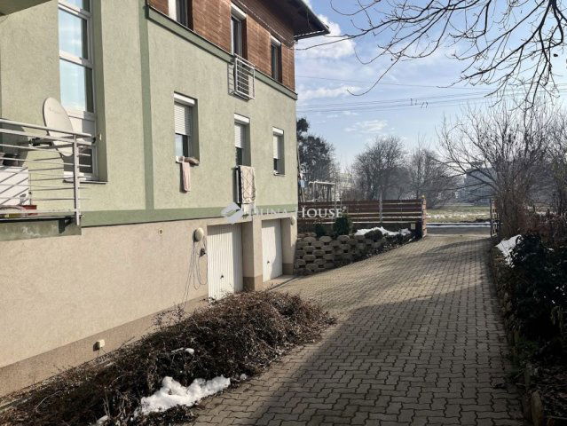 Eladó téglalakás, Pécsett, Béke utcában 91.9 M Ft, 3 szobás