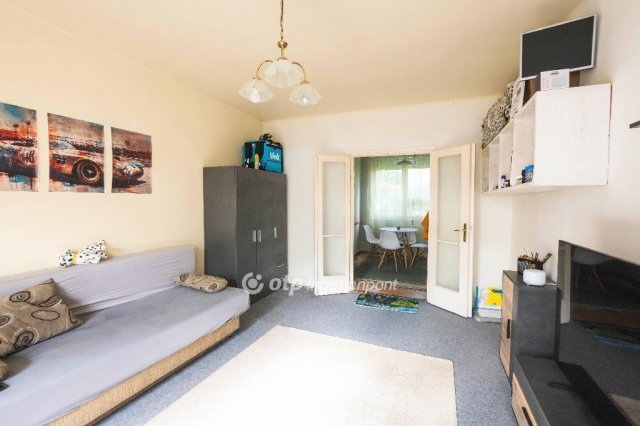 Eladó panellakás, Gárdonyban 46.9 M Ft, 2 szobás