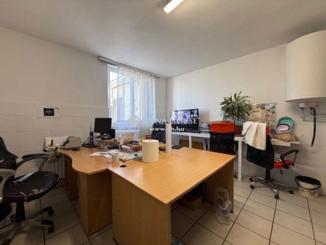 Eladó ipari ingatlan, Üllőn 420 M Ft / költözzbe.hu