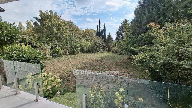 Eladó téglalakás, Budapesten, II. kerületben 135 M Ft, 2 szobás