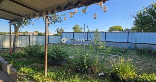 Eladó családi ház, Tápióságon 26.9 M Ft, 4 szobás