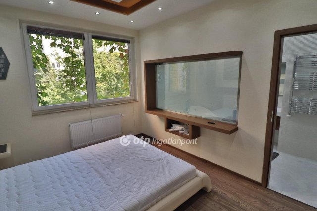 Eladó téglalakás, Budapesten, V. kerületben 165 M Ft, 3 szobás