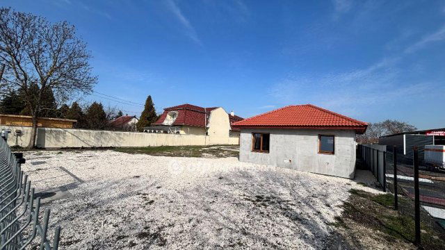 Kiadó telek, Békéscsabán 400 E Ft / hó / költözzbe.hu