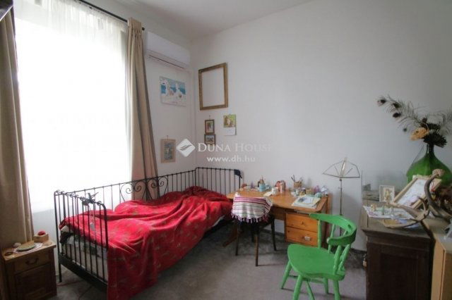 Eladó téglalakás, Szombathelyen 46.9 M Ft, 3 szobás