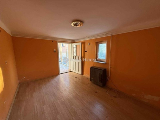 Eladó családi ház, Kerekegyházán 34.8 M Ft, 2 szobás