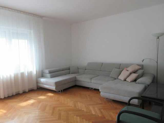 Eladó téglalakás, Debrecenben 89.9 M Ft, 3 szobás