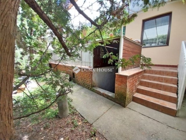 Eladó családi ház, Szegeden 184.9 M Ft, 4+1 szobás