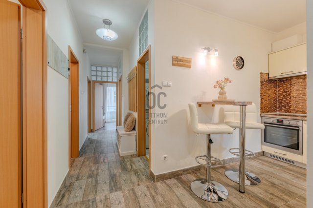 Eladó téglalakás, Budapesten, IX. kerületben 129.5 M Ft