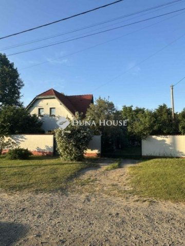 Eladó családi ház, Inárcson 89.9 M Ft, 4+1 szobás