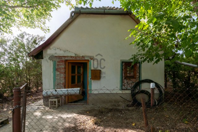 Eladó mezogazdasagi ingatlan, Vértesacsán 12.9 M Ft