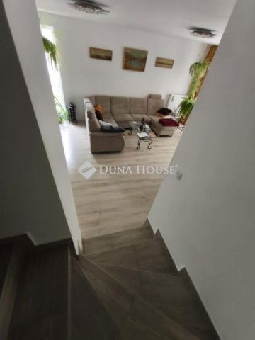 Eladó ikerház, Gödön 126 M Ft, 1 szobás / költözzbe.hu