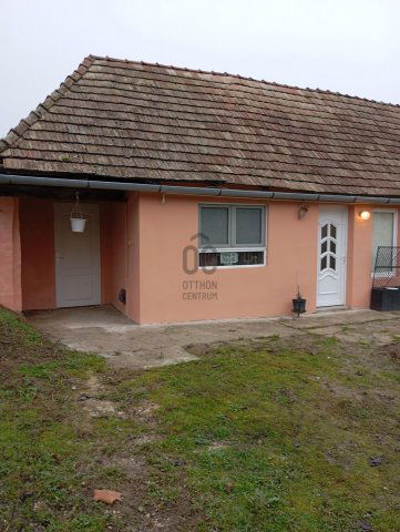 Eladó családi ház, Szekszárdon, Kisbödö utcában 18.5 M Ft