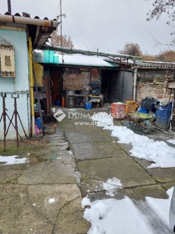 Eladó ipari ingatlan, Budapesten, XXI. kerületben 46 M Ft