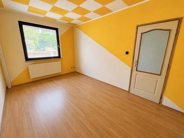 Eladó családi ház, Fóton 119 M Ft, 7+3 szobás