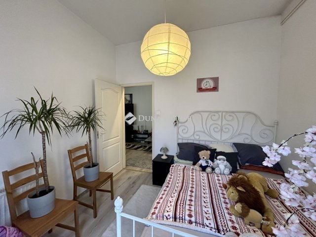 Eladó téglalakás, Budapesten, XIV. kerületben 67.9 M Ft