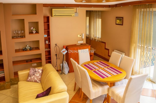 Eladó téglalakás, Kecskeméten 79.9 M Ft, 4 szobás