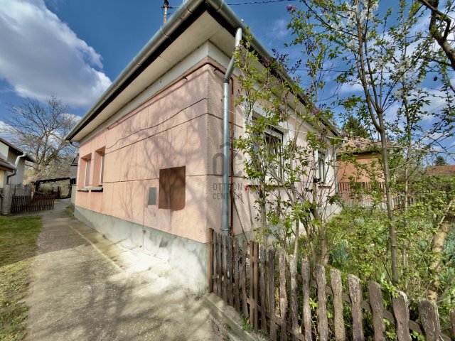 Eladó családi ház, Budapesten, XVII. kerületben 69.9 M Ft