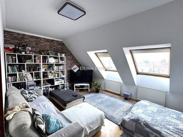 Eladó téglalakás, Szombathelyen 61.9 M Ft, 3 szobás