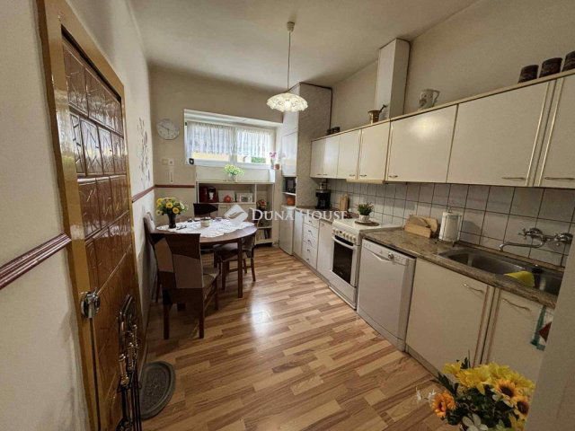 Eladó téglalakás, Mosonmagyaróváron 38 M Ft, 2 szobás