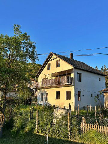 Eladó családi ház, Verőcén 79.9 M Ft, 5 szobás
