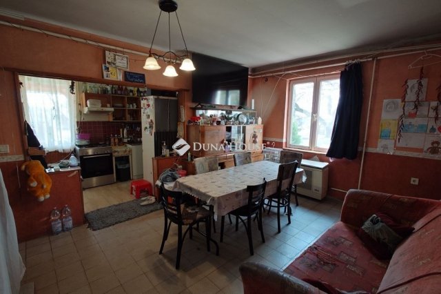 Eladó családi ház, Lajosmizsén 34.99 M Ft, 4+1 szobás