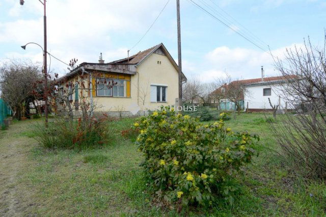 Eladó mezogazdasagi ingatlan, Kecskeméten 29.9 M Ft, 2 szobás
