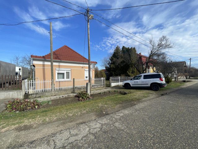 Eladó családi ház, Mocsán 29.5 M Ft, 3 szobás