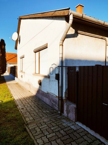 Eladó családi ház, Nagykőrösön 40.5 M Ft, 2 szobás