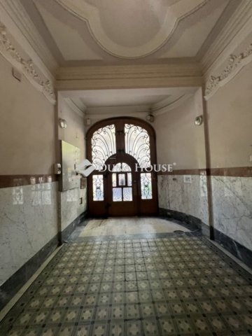 Eladó téglalakás, Budapesten, VI. kerületben 123.42 M Ft