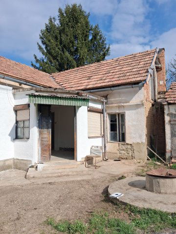 Eladó családi ház, Szabadszentkirályon 15.5 M Ft, 3 szobás