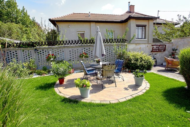 Eladó családi ház, Budapesten, XVIII. kerületben 165 M Ft