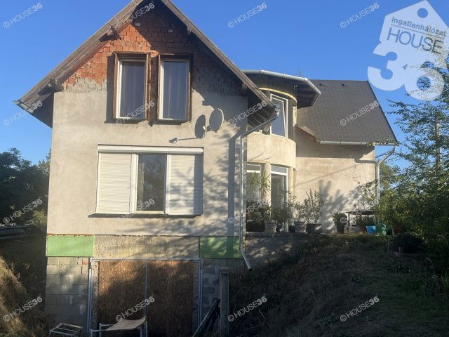 Eladó családi ház, Kecskeméten 70 M Ft, 4 szobás