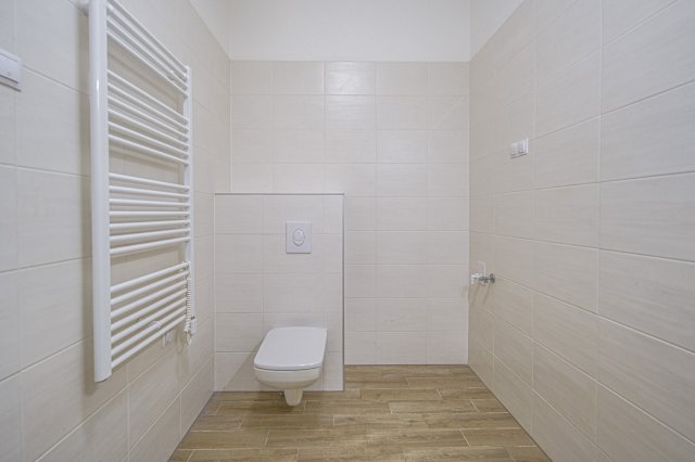 Kiadó téglalakás, albérlet, Biatorbágyon 300 E Ft / hó