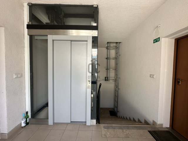 Eladó téglalakás, Budapesten, VI. kerületben 97.9 M Ft, 2 szobás