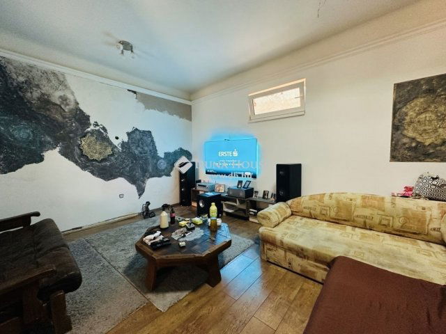 Eladó családi ház, Piliscséven 44.7 M Ft, 2 szobás