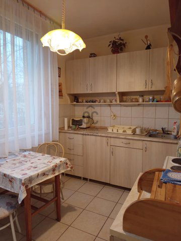 Eladó téglalakás, Tatán 45.5 M Ft, 2 szobás