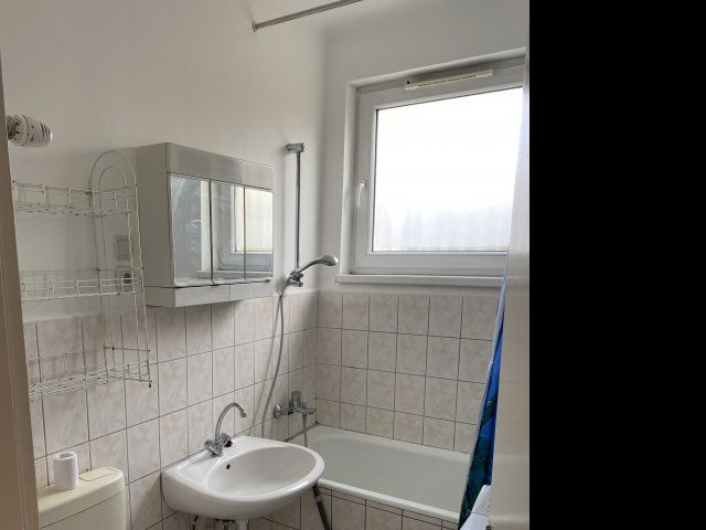 Eladó téglalakás, Budapesten, XI. kerületben 0.28 M Ft