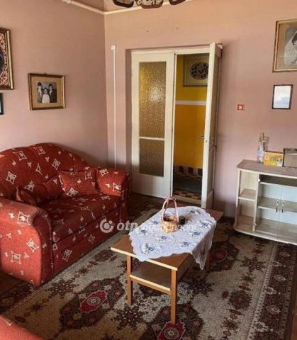 Eladó családi ház, Nyírmadán 31 M Ft, 5 szobás