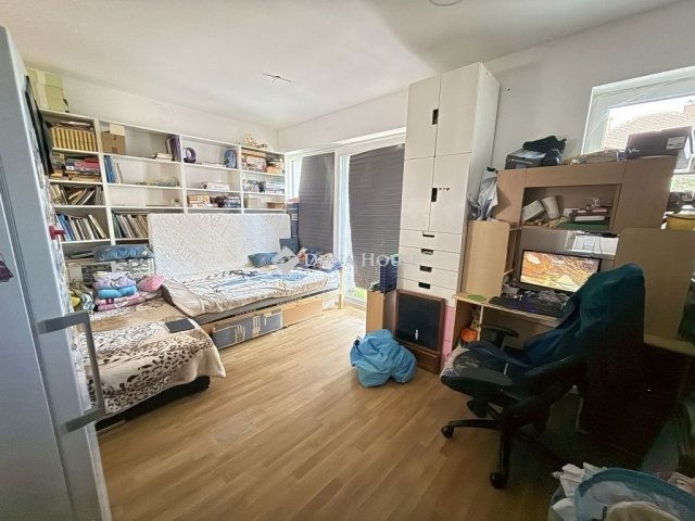 Eladó téglalakás, Budapesten, XVII. kerületben 100 M Ft