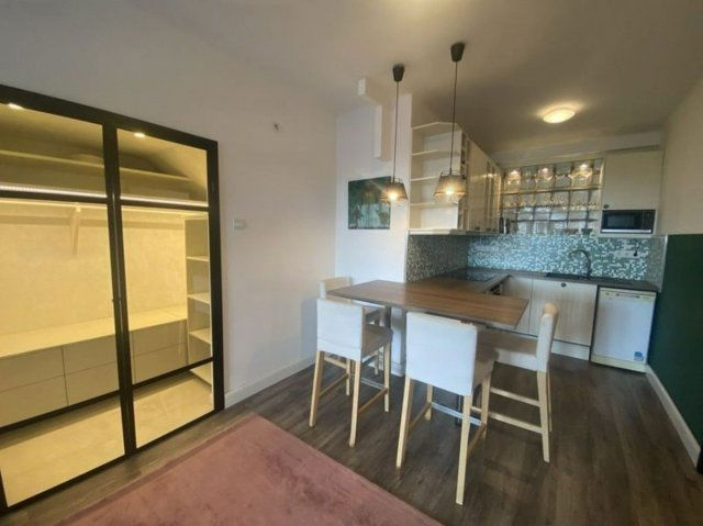 Kiadó téglalakás, albérlet, I. kerületben, Attila úton