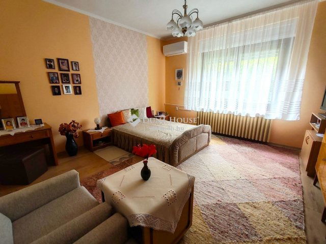 Eladó családi ház, Békéscsabán 79 M Ft, 5 szobás