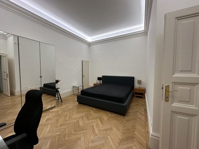 Eladó téglalakás, Budapesten, VI. kerületben 149.9 M Ft