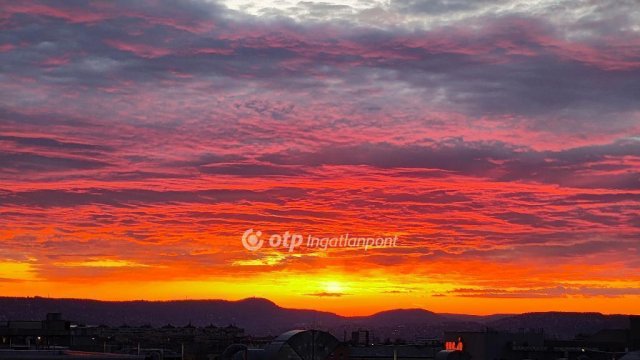 Eladó panellakás, Budapesten, X. kerületben 89.9 M Ft, 3 szobás