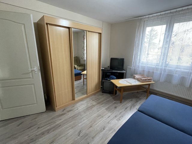 Eladó családi ház, Debrecenben 30.9 M Ft, 1 szobás