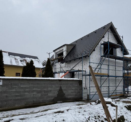 Eladó családi ház, Szegeden 132.448 M Ft, 4 szobás