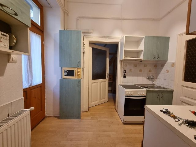 Kiadó téglalakás, albérlet, IX. kerületben, Liliom utcában