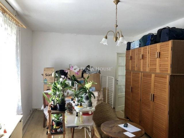 Eladó családi ház, Sárbogárdon 21.9 M Ft, 2 szobás